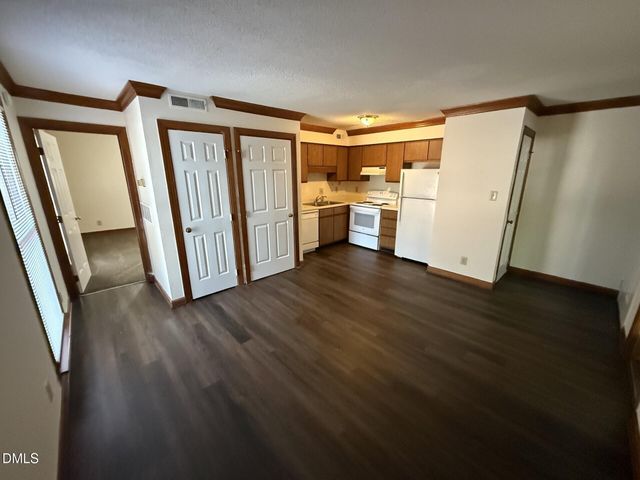 3525 Ivy Commons Drive, Raleigh, NC 27606