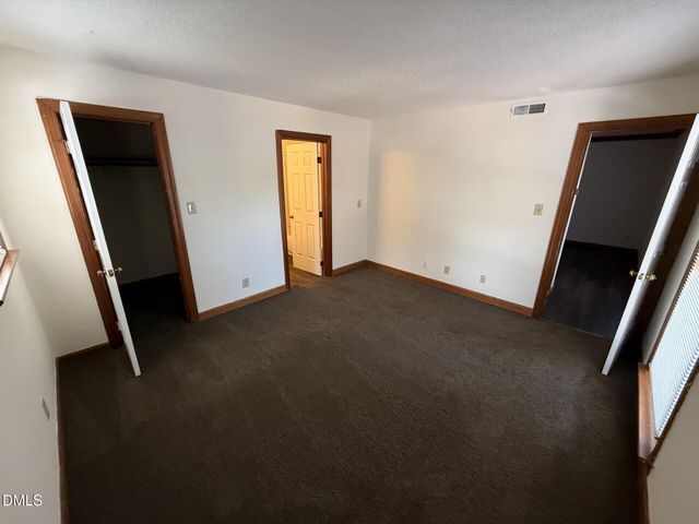 3525 Ivy Commons Drive, Raleigh, NC 27606