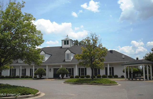 8049 Montrose Drive, Olive Branch, MS 38654