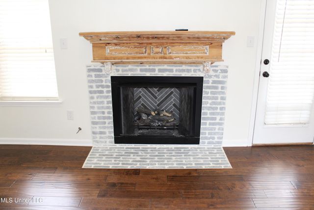 8049 Montrose Drive, Olive Branch, MS 38654