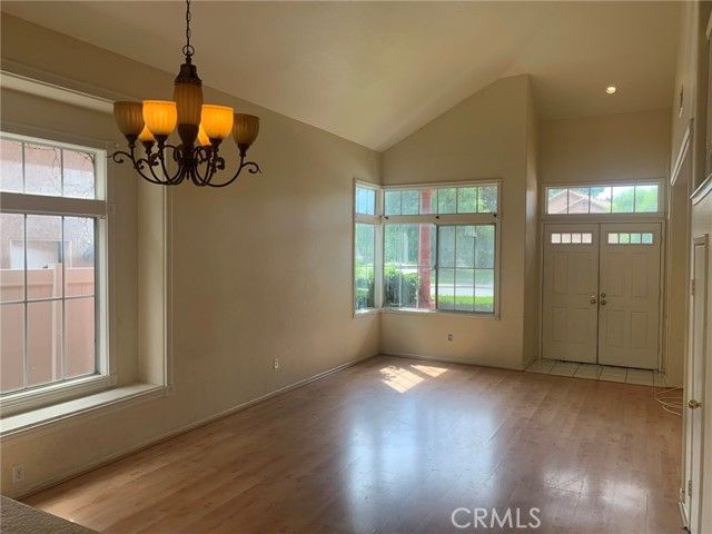 7889 Saint Helena Court, Fontana, CA 92336