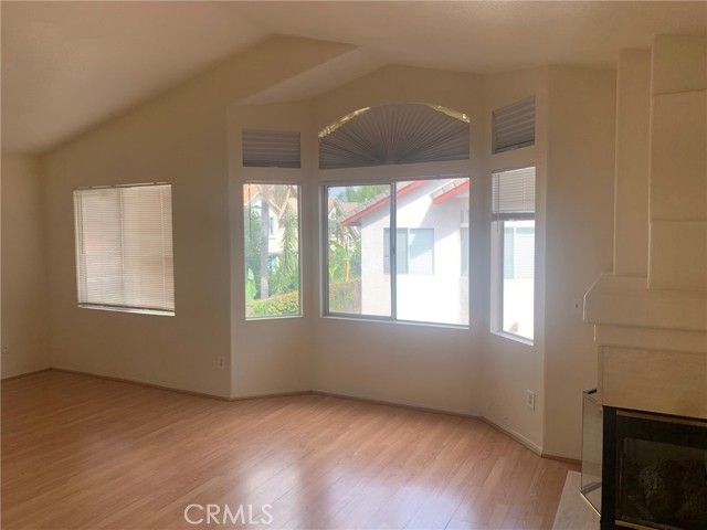 7889 Saint Helena Court, Fontana, CA 92336