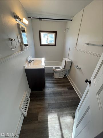 230 Van Buren Street, Zanesville, OH 43701