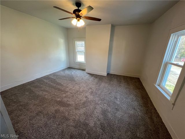 230 Van Buren Street, Zanesville, OH 43701