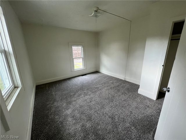 230 Van Buren Street, Zanesville, OH 43701