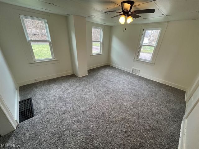 230 Van Buren Street, Zanesville, OH 43701