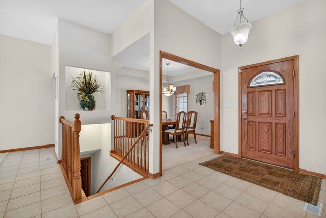 26525 S Lyndsay Drive, Channahon, IL 60410