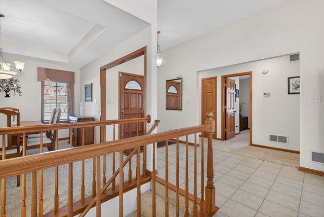 26525 S Lyndsay Drive, Channahon, IL 60410