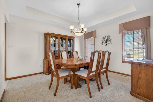 26525 S Lyndsay Drive, Channahon, IL 60410