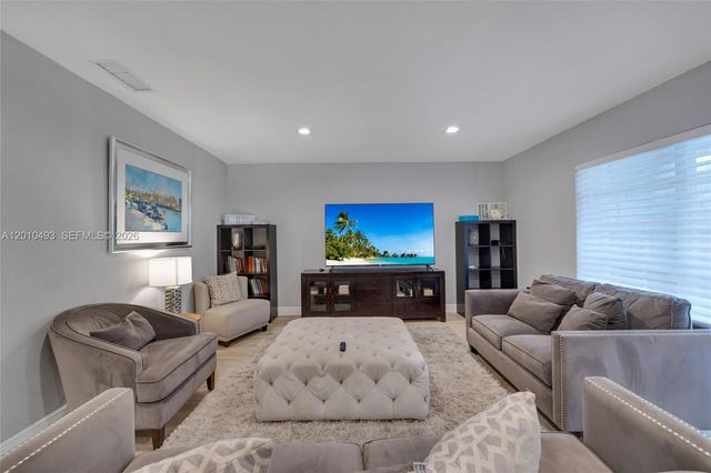 7711 Coquina Dr 0, North Bay Village, FL 33141