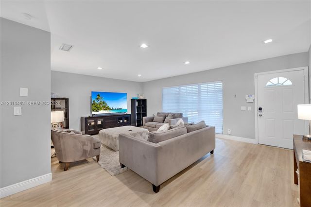 7711 Coquina Dr 0, North Bay Village, FL 33141