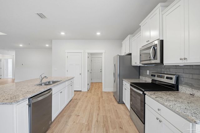3363 Southwind Dr, Gulf Breeze, FL 32563