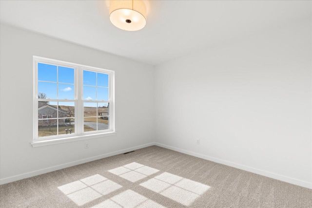 619 Belmont DRIVE, Watertown, WI 53094