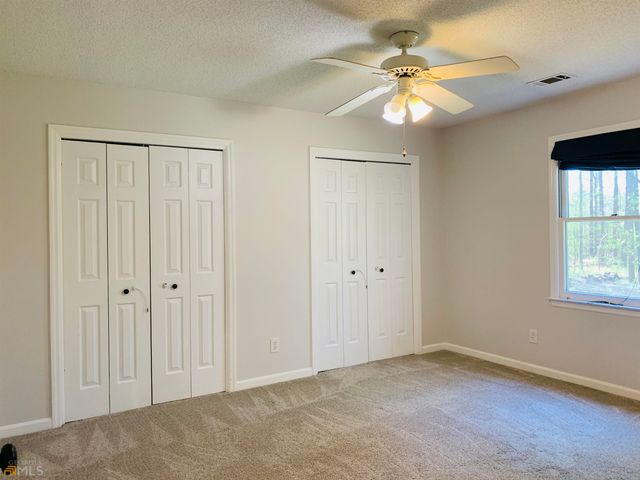 210 Spring Forest Way, Sharpsburg, GA 30277
