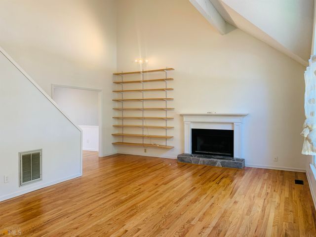 210 Spring Forest Way, Sharpsburg, GA 30277
