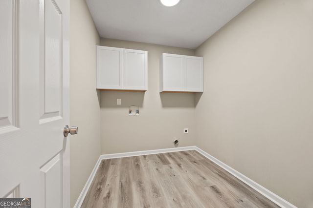 212 Knollside Court, Mcdonough, GA 30252