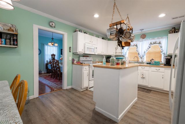 10782 S NC 62 Highway, Burlington, NC 27217