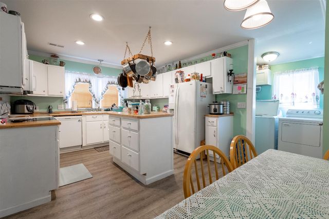 10782 S NC 62 Highway, Burlington, NC 27217