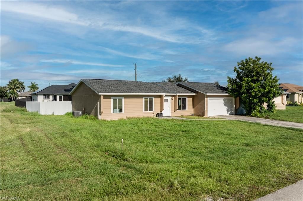 2816 NE 5th PL, CAPE CORAL, FL 33909 — photo 3