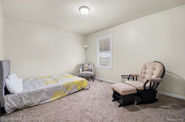 50419 Corey Avenue, Chesterfield Township, MI 48051