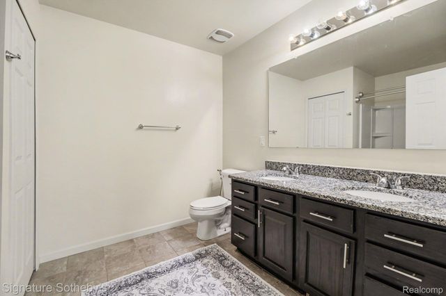 50419 Corey Avenue, Chesterfield Township, MI 48051