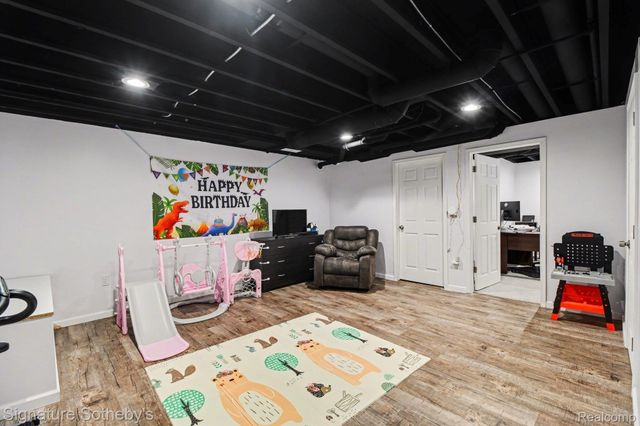 50419 Corey Avenue, Chesterfield Township, MI 48051