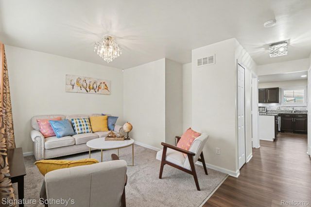 50419 Corey Avenue, Chesterfield Township, MI 48051