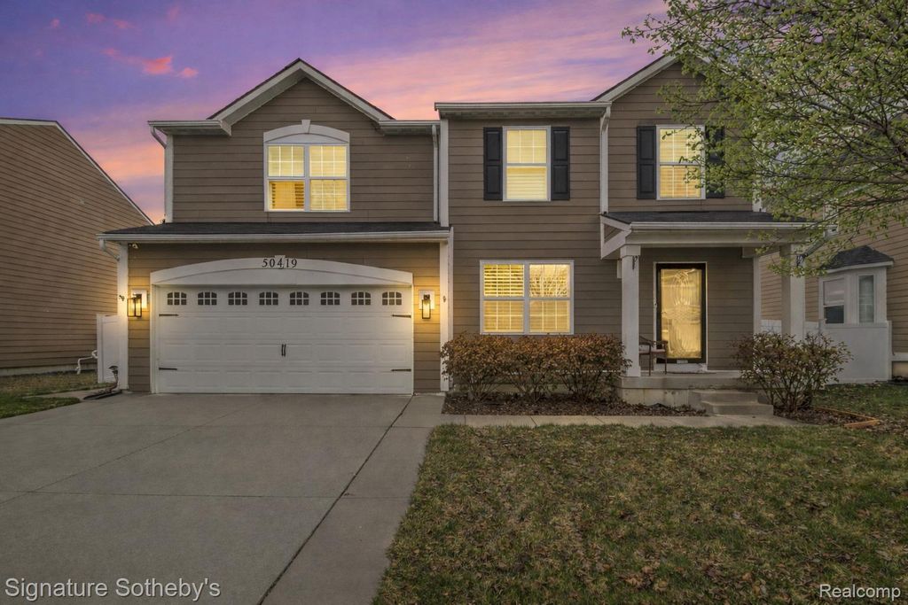 50419 Corey Avenue, Chesterfield Township, MI 48051