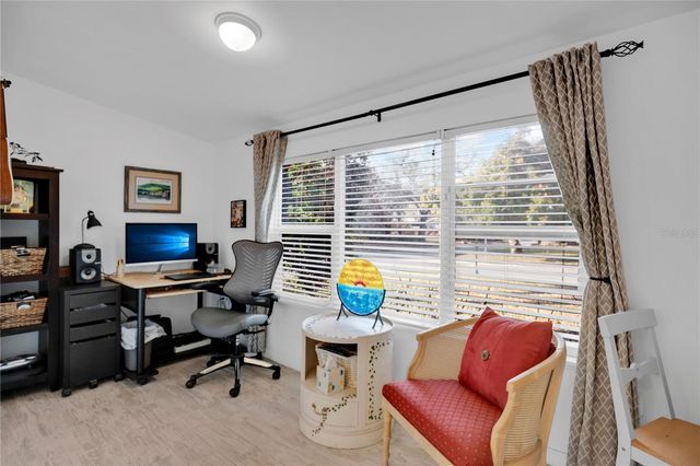 500 E CRYSTAL LAKE STREET, Orlando, FL 32806