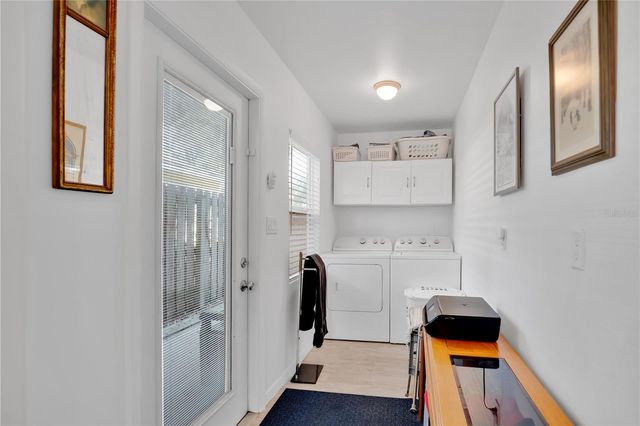 500 E CRYSTAL LAKE STREET, Orlando, FL 32806