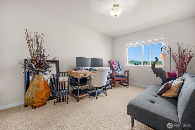 230 202nd Street SW, Lynnwood, WA 98036