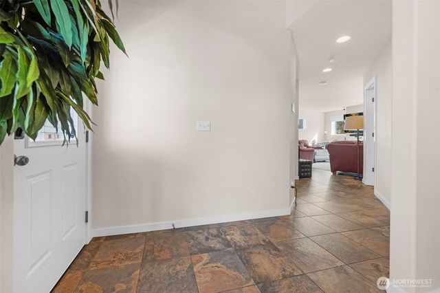 230 202nd Street SW, Lynnwood, WA 98036