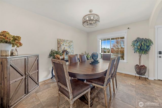 230 202nd Street SW, Lynnwood, WA 98036