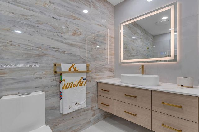 17105 SW 113th Court 11531E, Miami, FL 33157