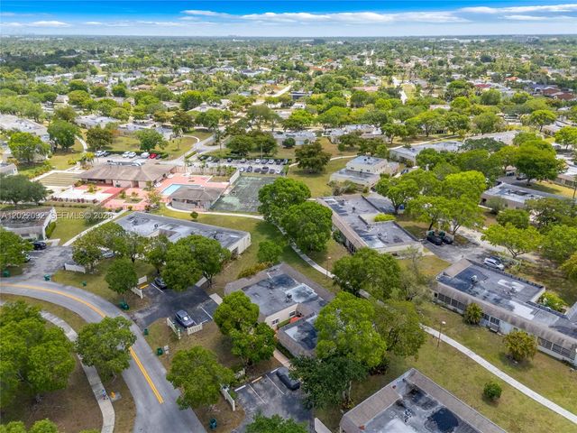 17105 SW 113th Court 11531E, Miami, FL 33157