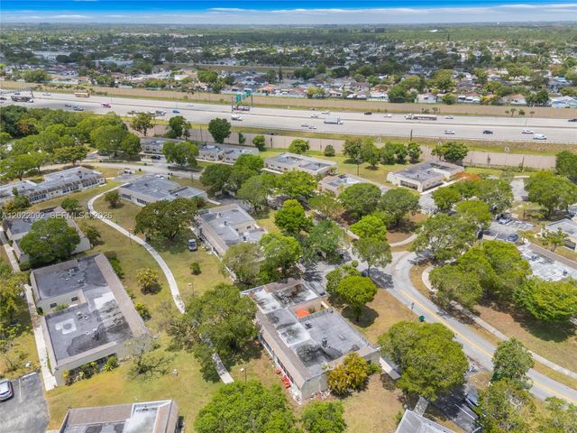 17105 SW 113th Court 11531E, Miami, FL 33157
