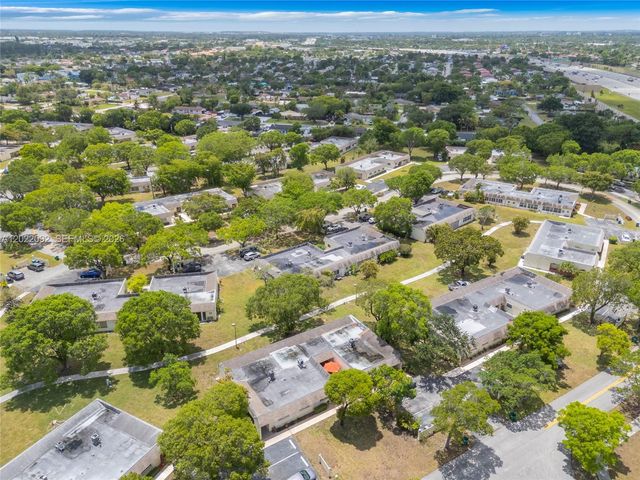 17105 SW 113th Court 11531E, Miami, FL 33157