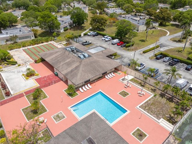 17105 SW 113th Court 11531E, Miami, FL 33157
