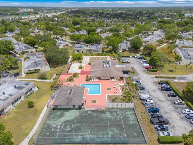 17105 SW 113th Court 11531E, Miami, FL 33157