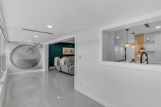 17105 SW 113th Court 11531E, Miami, FL 33157