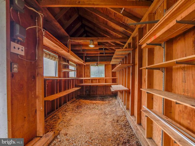 332 N PROVIDENCE RD, Wallingford, PA 19086