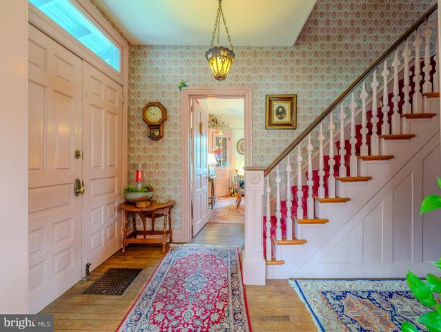 332 N PROVIDENCE RD, Wallingford, PA 19086