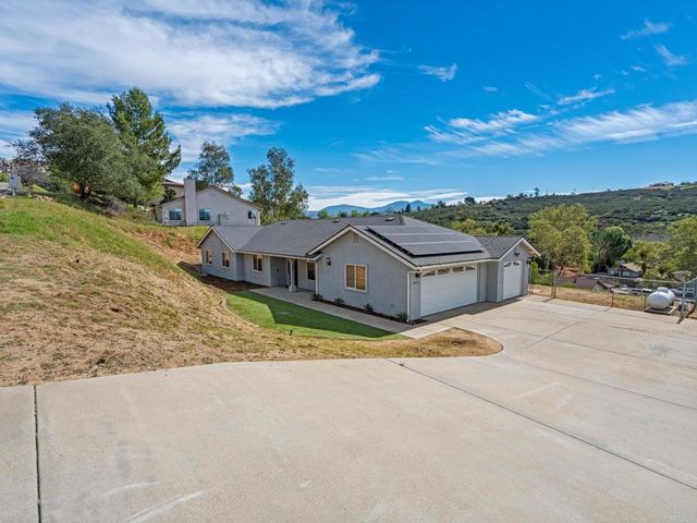 24719 Pappas Road, Ramona, CA 92065