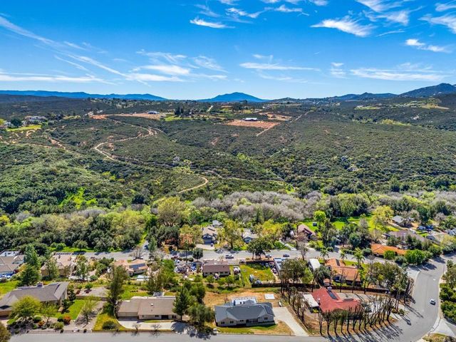 24719 Pappas Road, Ramona, CA 92065