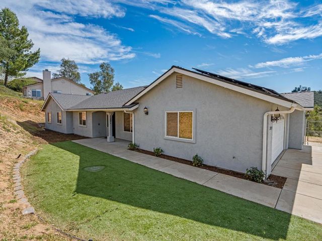 24719 Pappas Road, Ramona, CA 92065