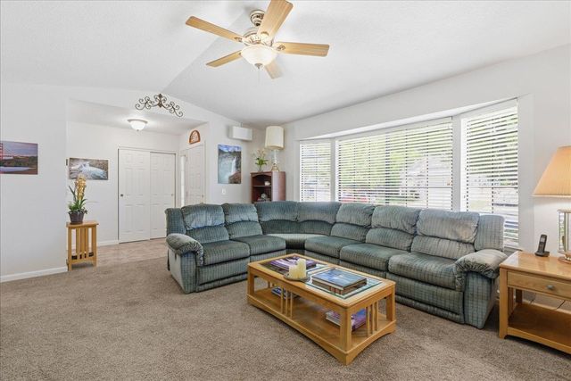 632 Hanisch Dr, Roseville, CA 95678