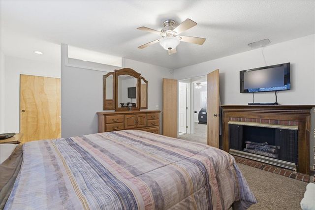 632 Hanisch Dr, Roseville, CA 95678