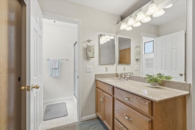 632 Hanisch Dr, Roseville, CA 95678