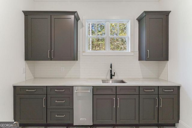 140 Parkside Lane, Eatonton, GA 31024