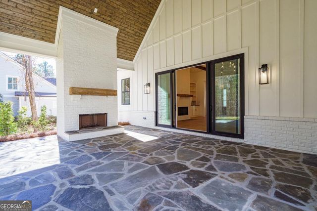 140 Parkside Lane, Eatonton, GA 31024